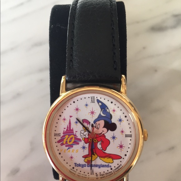 RARE COLLECTOR ITEM Tokyo Disney Anniversary Watch - Picture 3 of 8